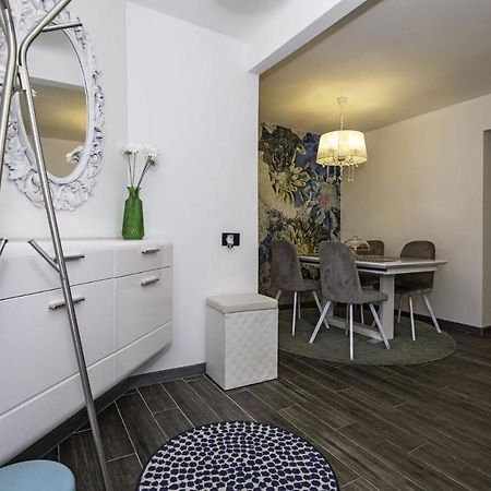 Beo-River White Belgrade Exterior photo